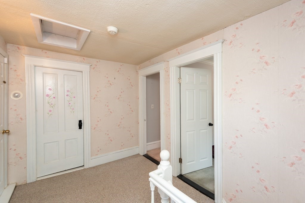 46 Holten Street Peabody, MA 01960 - Photo 16 of 41