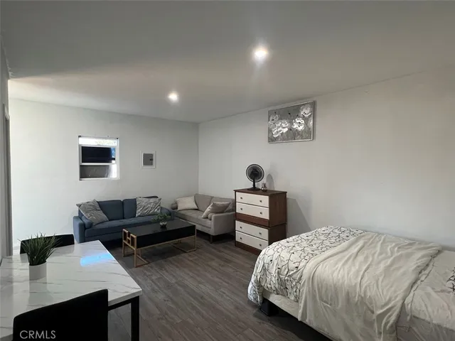 $1,275 | 821 1/2 Lombard Drive, Redlands, CA 92374