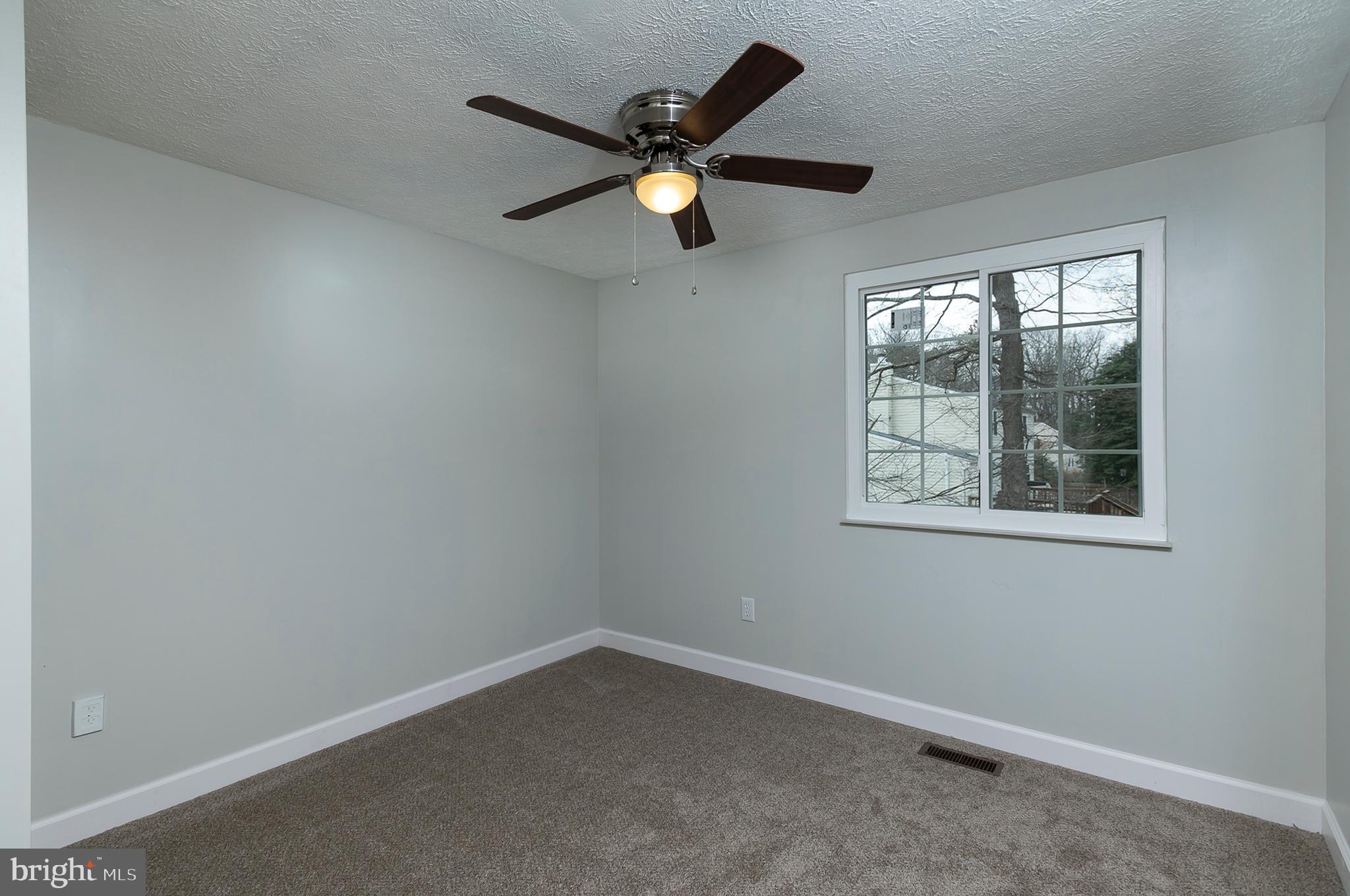 308 Raussell Place Severna Park, MD 21146 - Photo 16 of 39 Bedroom 3