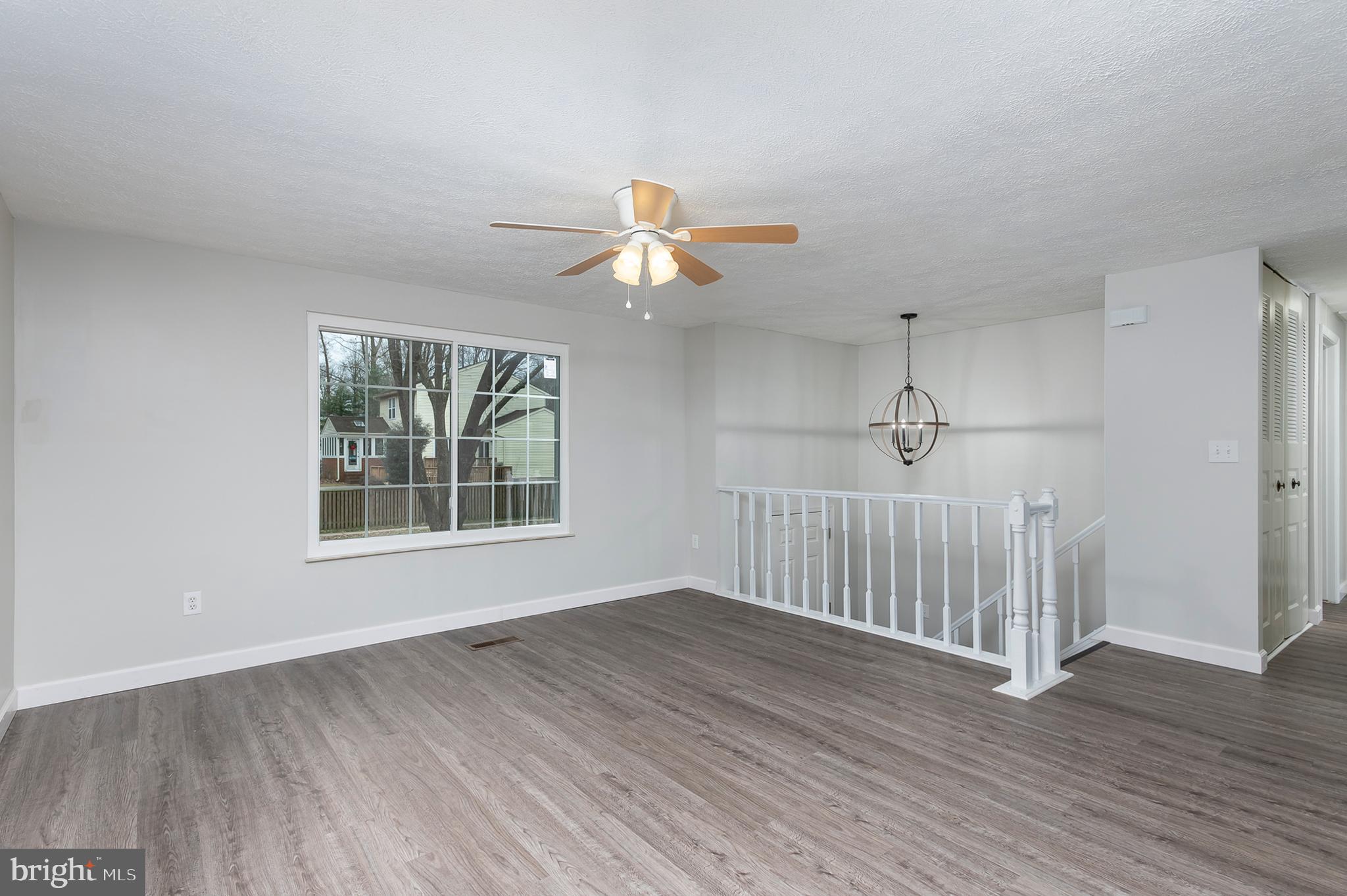 308 Raussell Place Severna Park, MD 21146 - Photo 6 of 39 Living Room (alt view)
