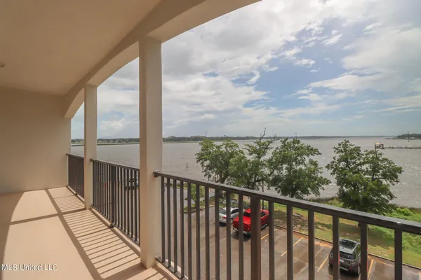 $237,000 | 630 Bay Cove Drive, Unit 205, Biloxi, MS 39532