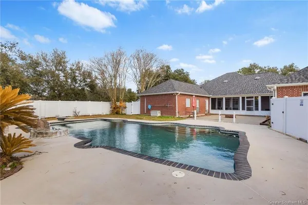 $444,000 | 814 Comfort Lane, Jennings, LA 70546