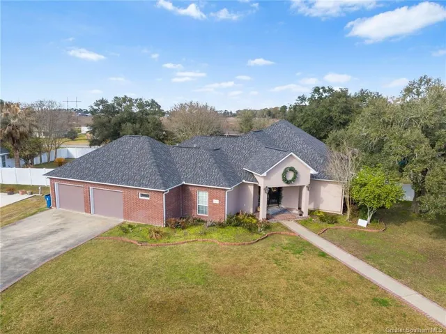 $365,000 | 814 Comfort Lane, Jennings, LA 70546