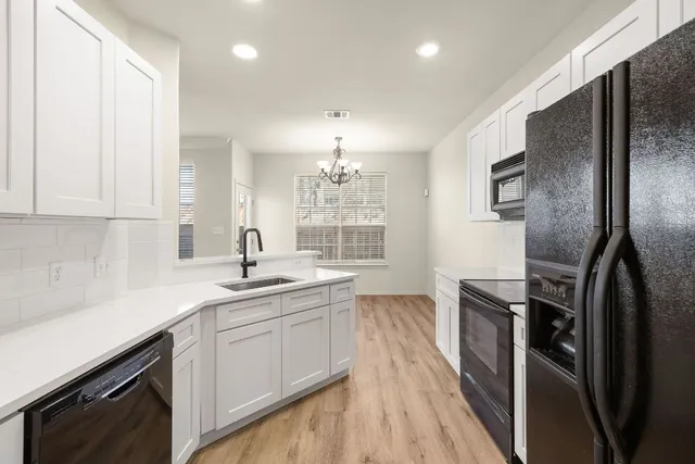 $305,000 | 2632 Century Park Boulevard, Unit 18, Austin, TX 78727