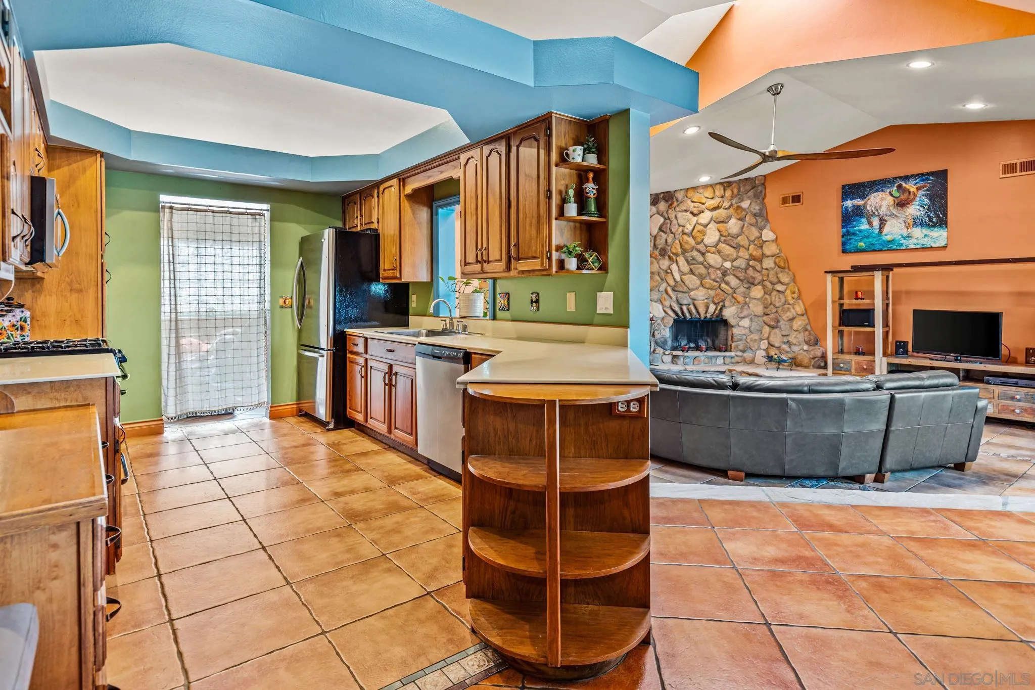 2029 Oro Verde Road Escondido, CA 92027 - Photo 12 of 40