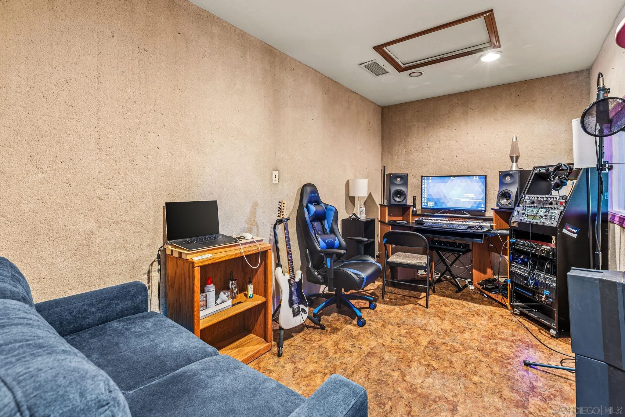 2029 Oro Verde Road Escondido, CA 92027 - Photo 33 of 40