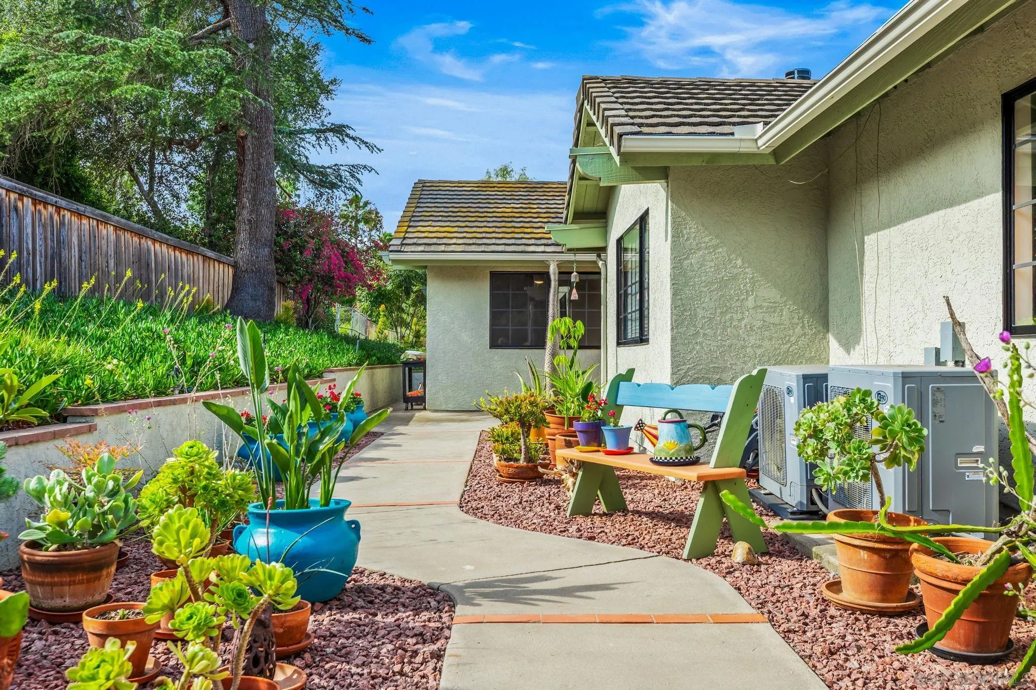 2029 Oro Verde Road Escondido, CA 92027 - Photo 6 of 40