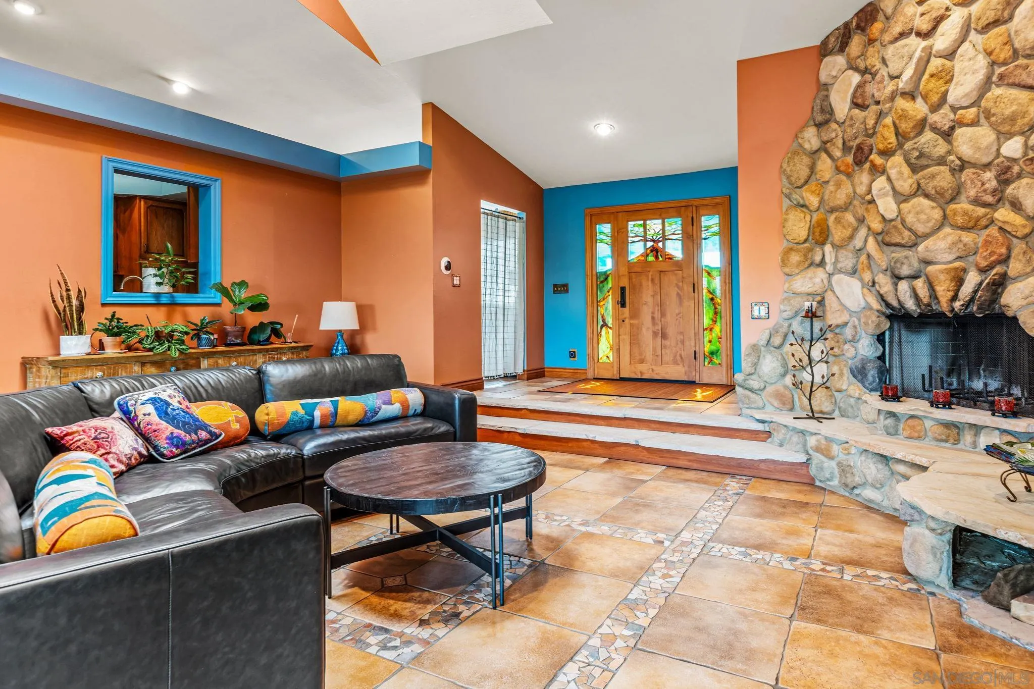 2029 Oro Verde Road Escondido, CA 92027 - Photo 8 of 40