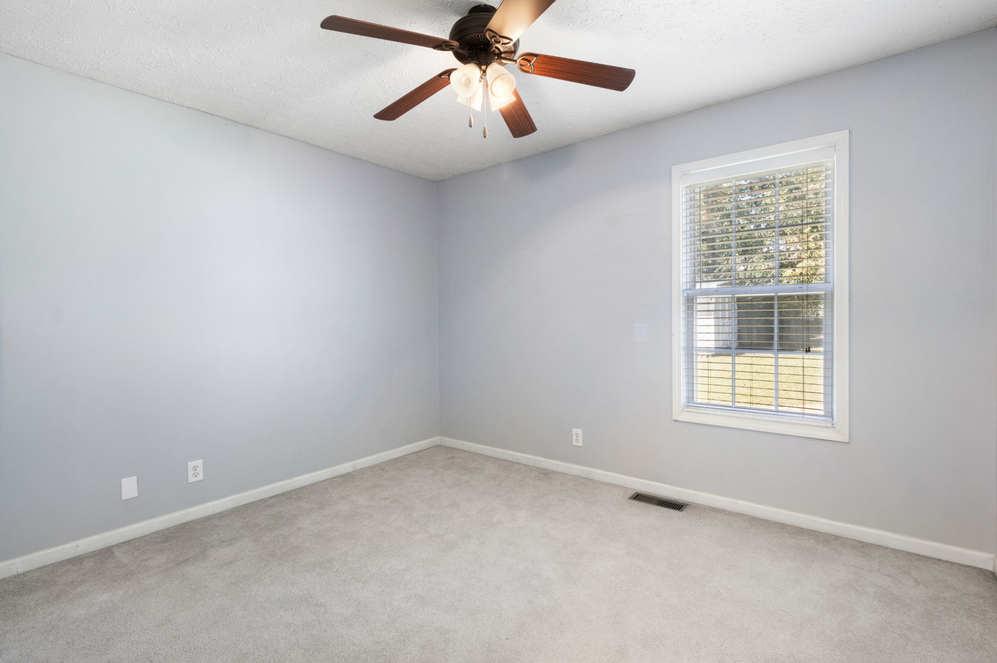 409 Bonny Castle Road Clarksville, TN 37040 - Photo 21 of 25 Gallery Image 21