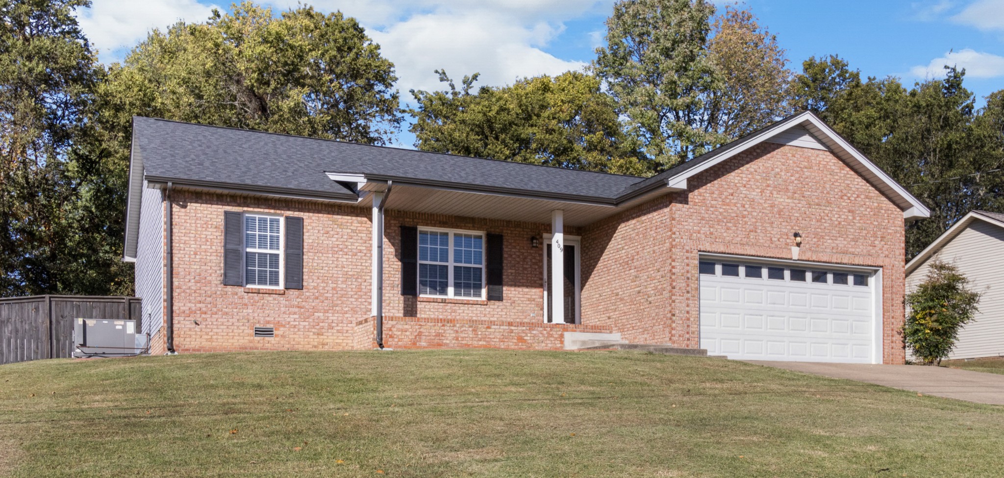 409 Bonny Castle Road Clarksville, TN 37040 - Photo 3 of 25 Gallery Image 3
