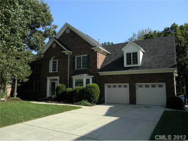 12124 Farnborough Road Huntersville, NC 28078 - Photo 1 of 16 Gallery Image 1