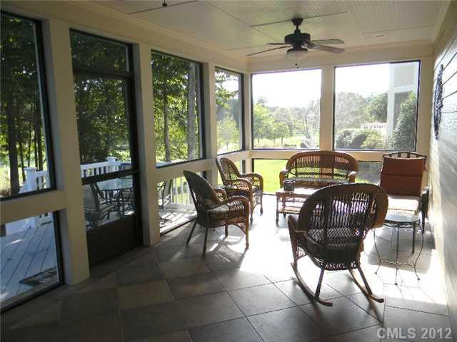12124 Farnborough Road Huntersville, NC 28078 - Photo 2 of 16 Gallery Image 2