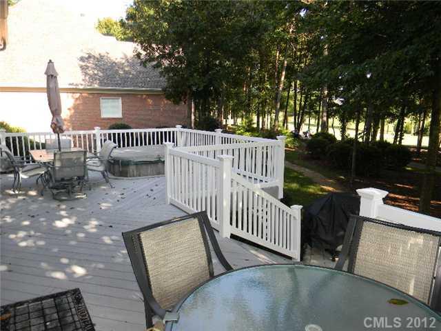 12124 Farnborough Road Huntersville, NC 28078 - Photo 3 of 16 Gallery Image 3