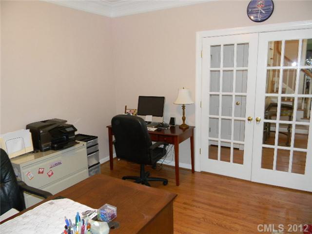 12124 Farnborough Road Huntersville, NC 28078 - Photo 8 of 16 Gallery Image 8