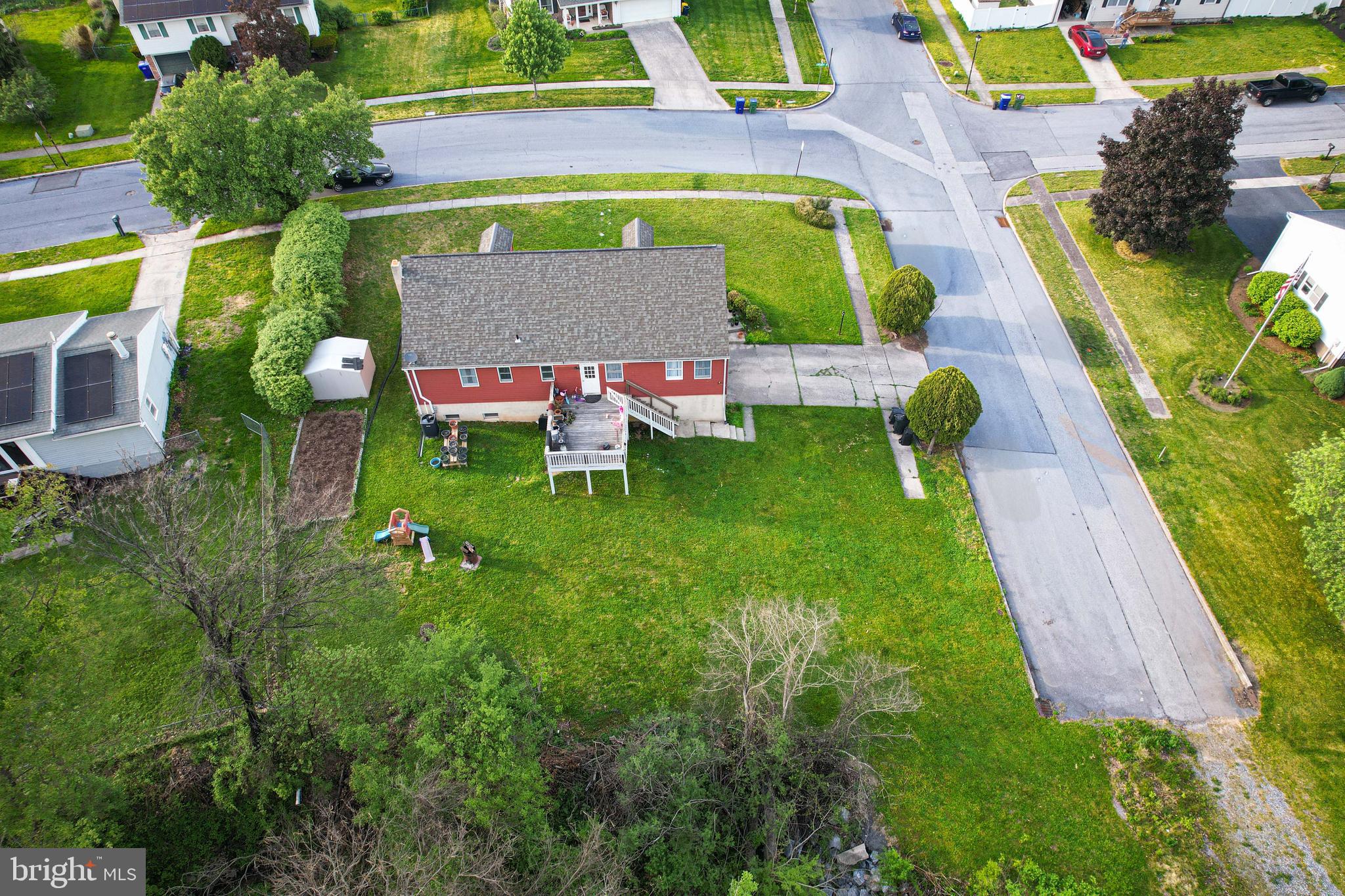 3737 Canterbury Road Harrisburg, PA 17109 - Photo 2 of 25