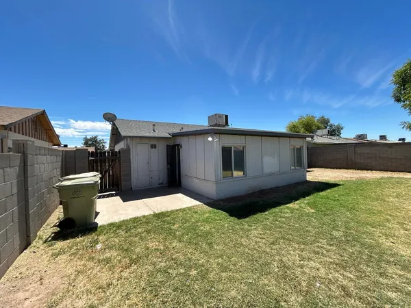 $1,745 | 7728 West Reade Avenue, Glendale, AZ 85303