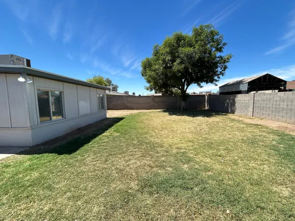 $1,745 | 7728 West Reade Avenue, Glendale, AZ 85303