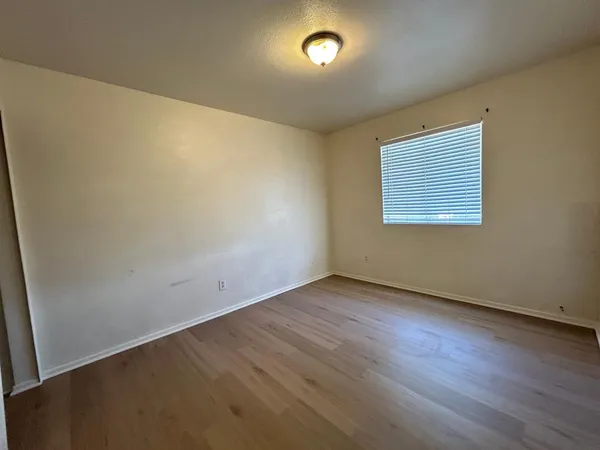 $1,745 | 7728 West Reade Avenue, Glendale, AZ 85303