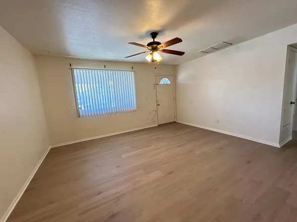 $1,745 | 7728 West Reade Avenue, Glendale, AZ 85303