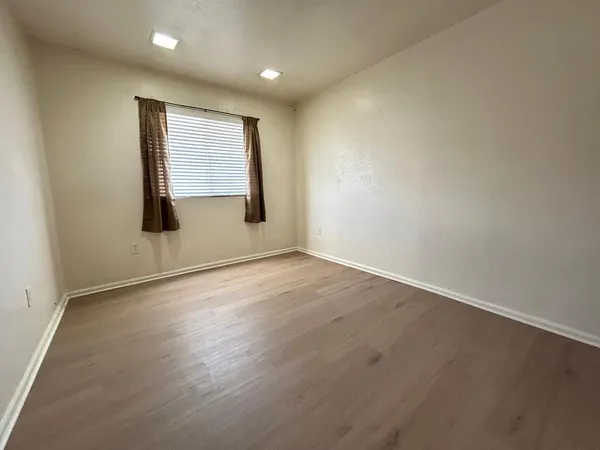 $1,745 | 7728 West Reade Avenue, Glendale, AZ 85303