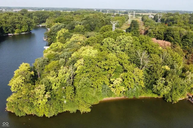 $820,000 | 88 Cedar Lane, Cicero, IN 46034