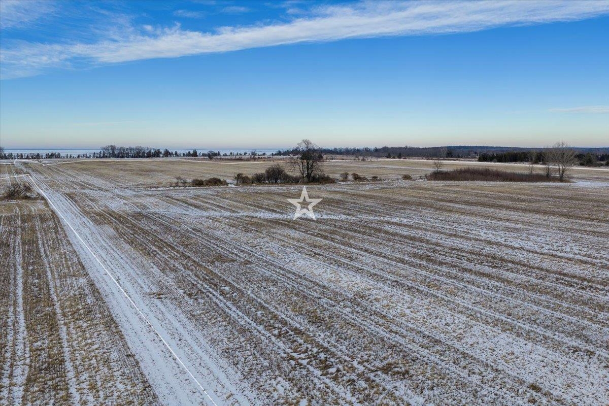 Debroux Court Sturgeon Bay, WI 54235 - Photo 14 of 18