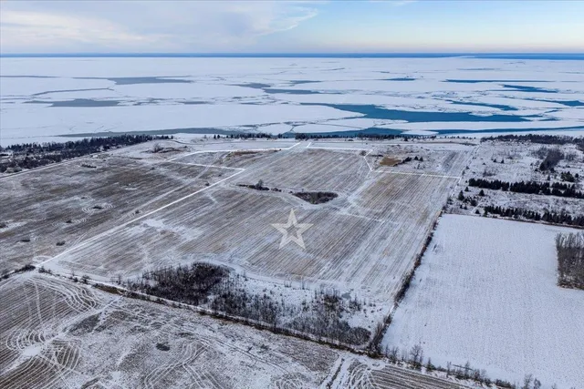 $579,900 | Debroux Court, Sturgeon Bay, WI 54235