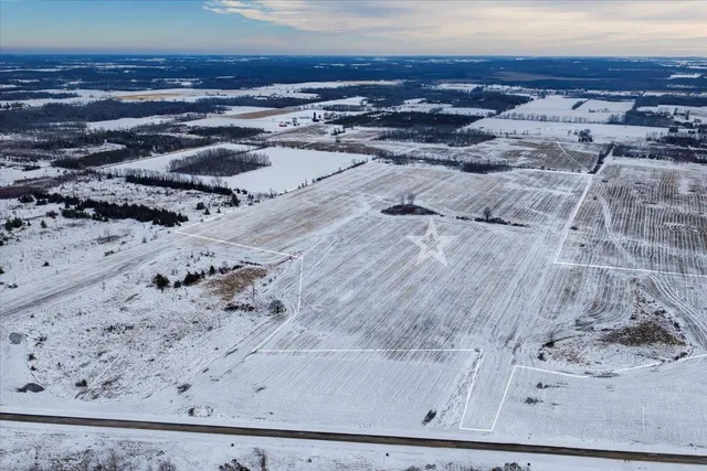 $579,900 | Debroux Court, Sturgeon Bay, WI 54235