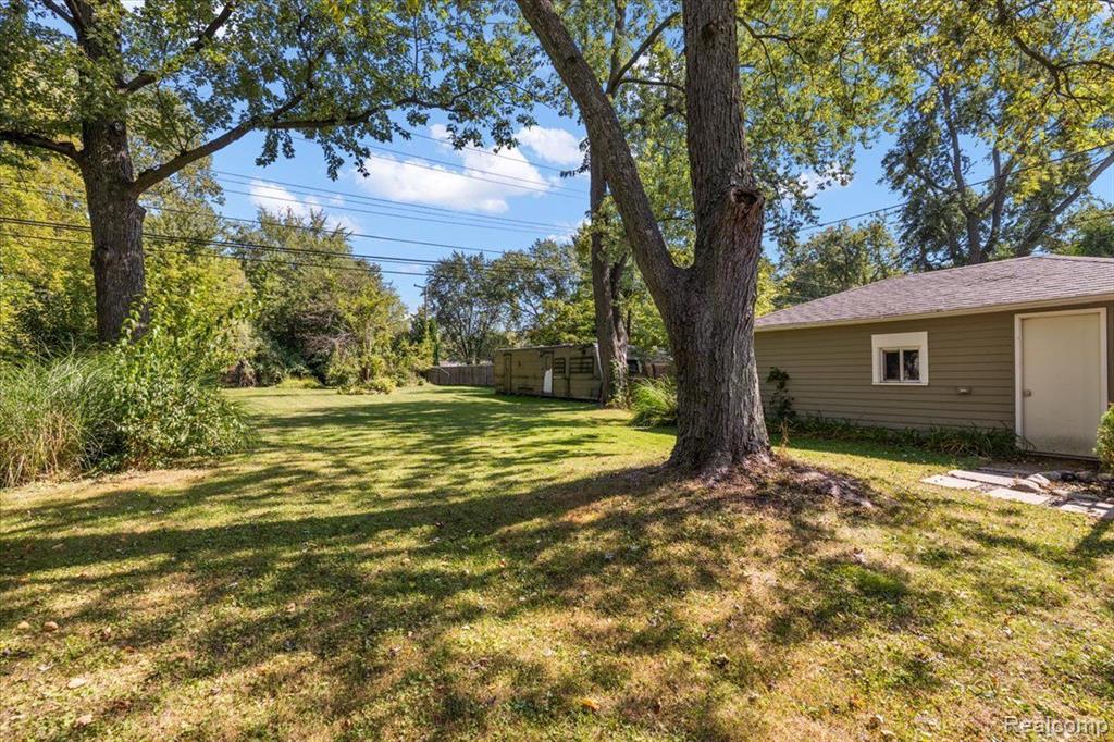 3239 Crooks Road Rochester Hills, MI 48309 - Photo 16 of 20