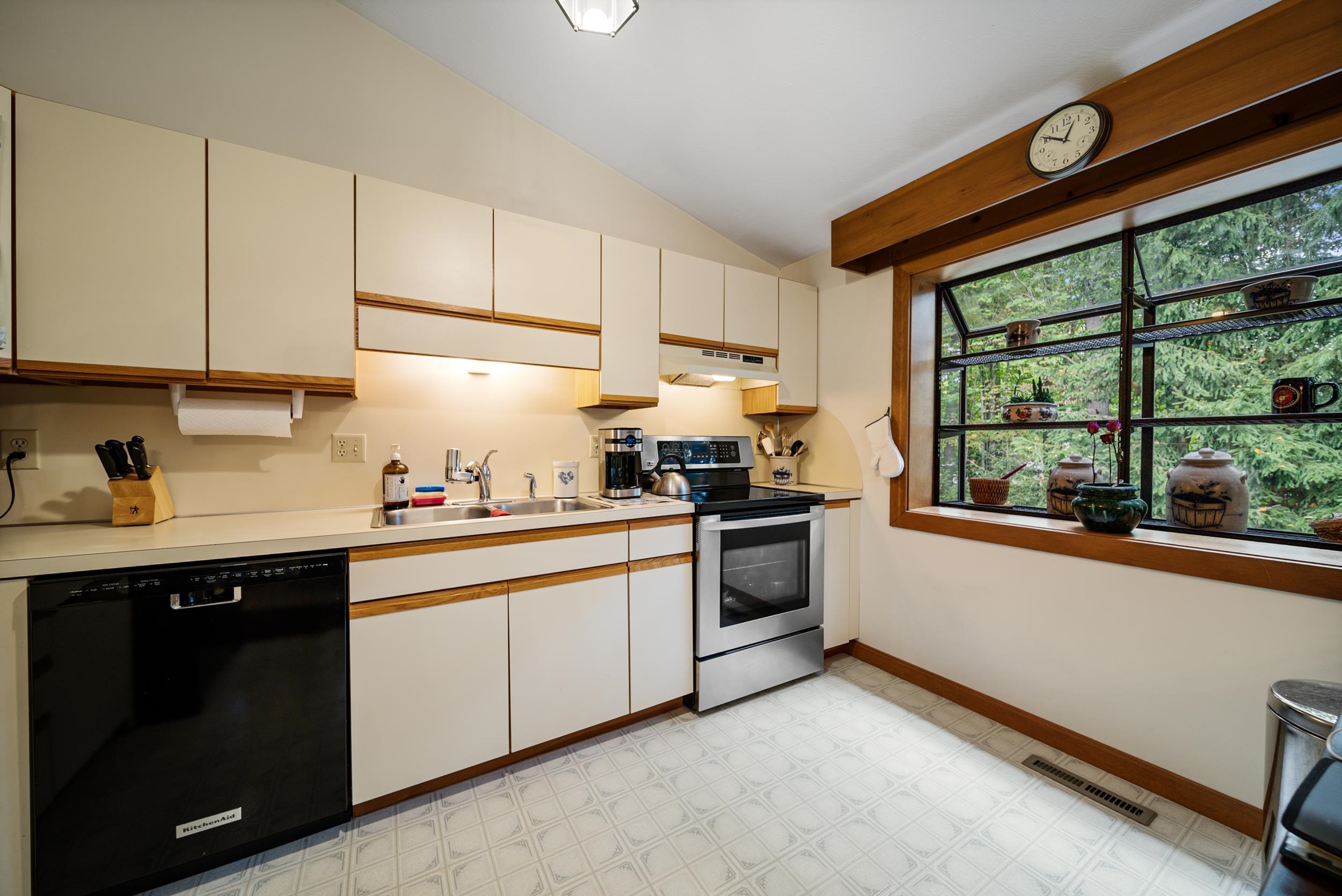 7 Cypress Road Milford, NH 03055 - Photo 35 of 40