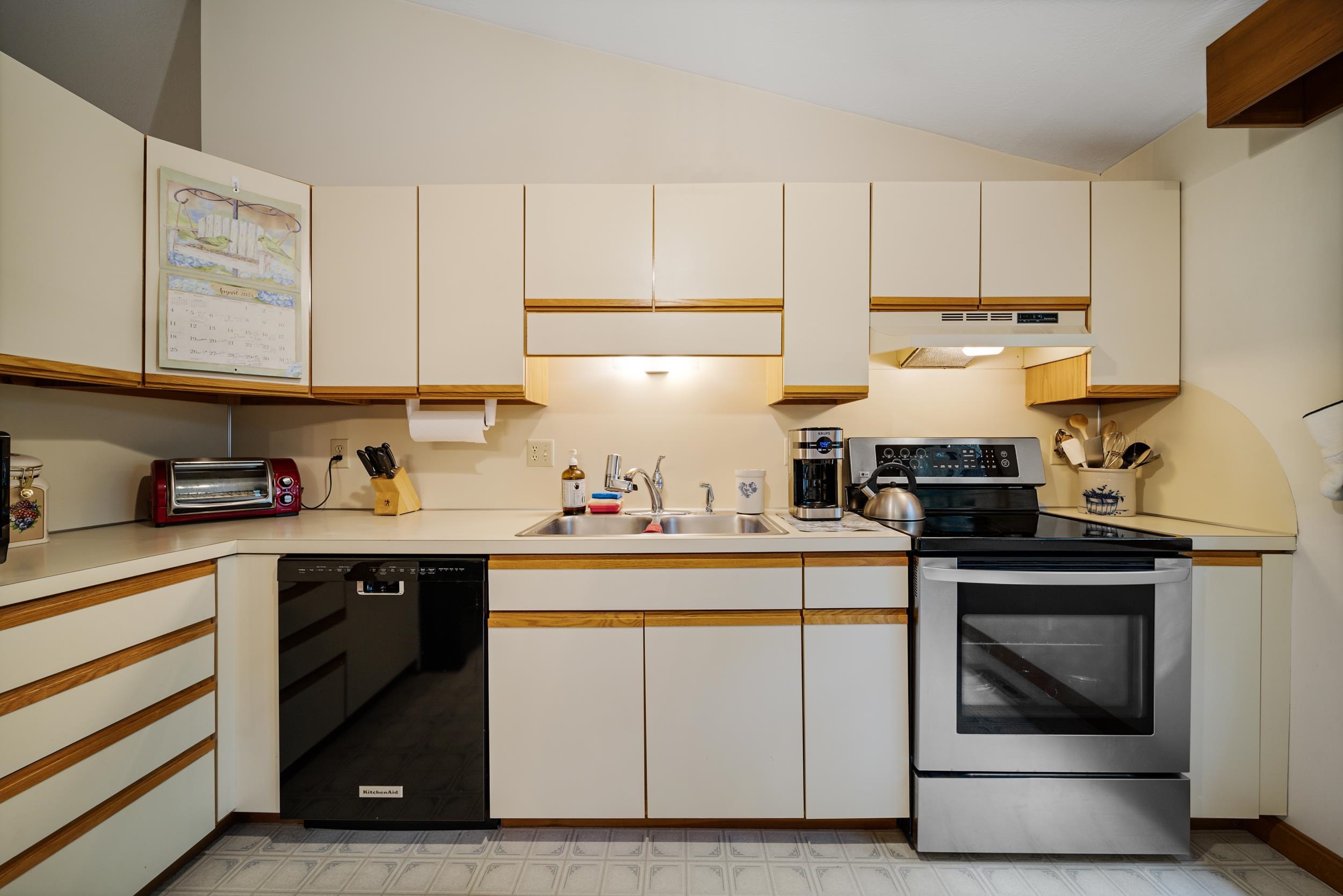 7 Cypress Road Milford, NH 03055 - Photo 36 of 40