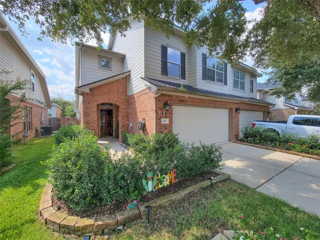 $2,000 | 5311 Timber Ct Hollow, Houston, TX 77084