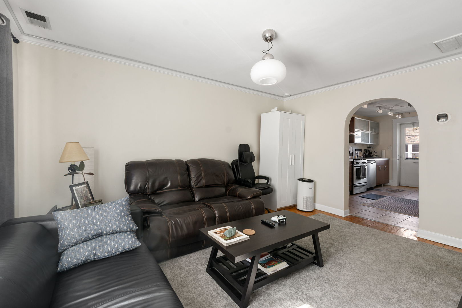 2052 West Huron Street Chicago, IL 60612 - Photo 16 of 26