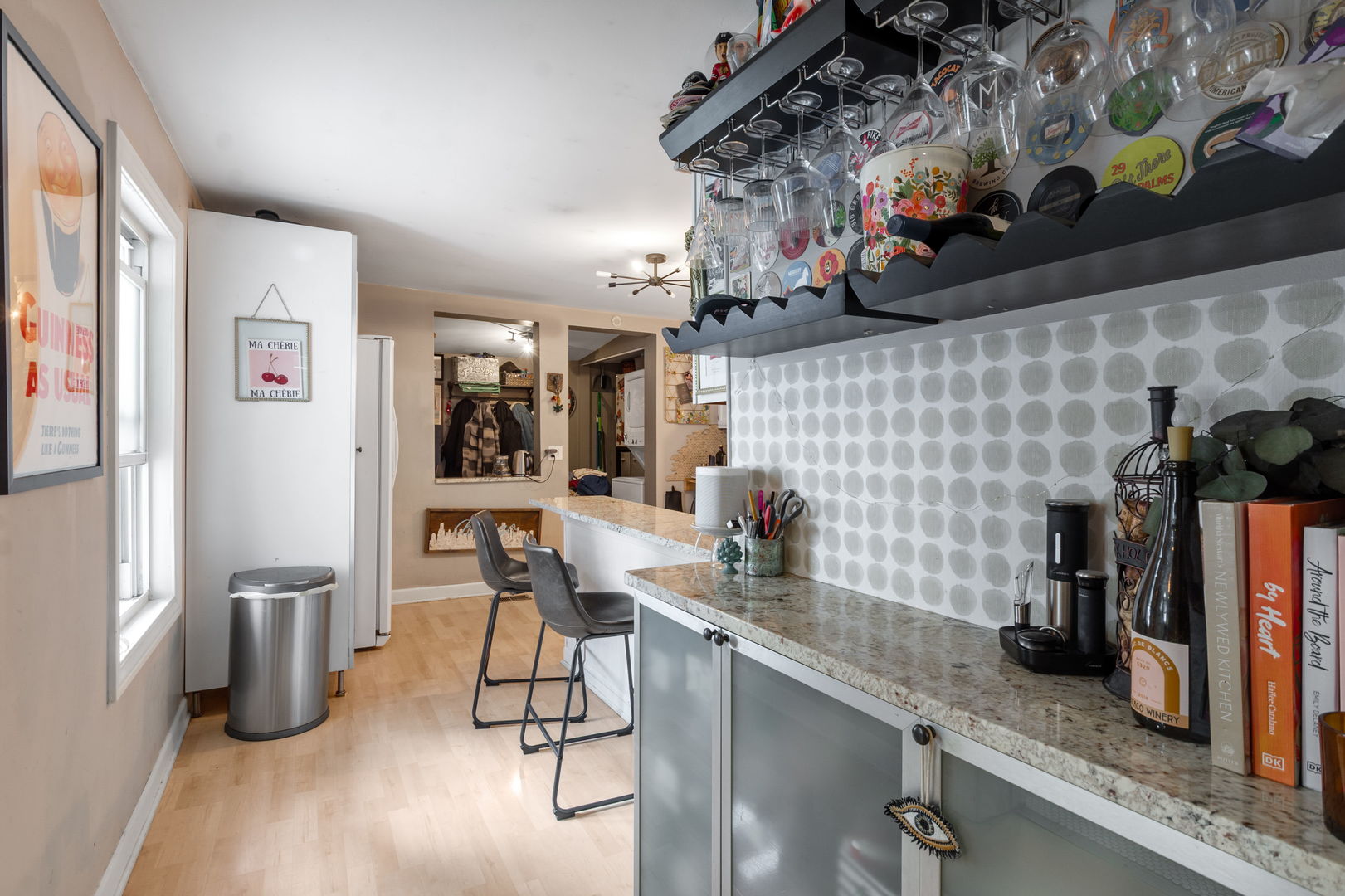 2052 West Huron Street Chicago, IL 60612 - Photo 9 of 26