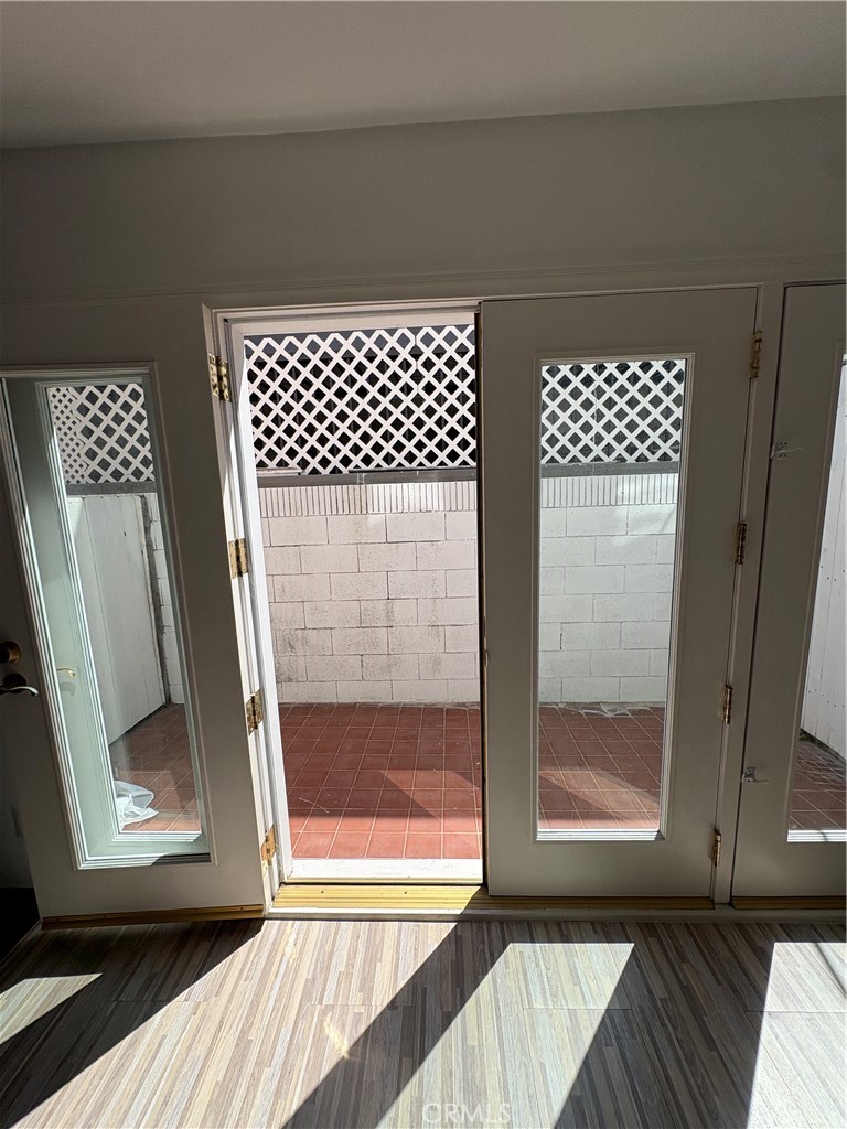 8130 Redlands Street, Unit 10 Playa del Rey, CA 90293 - Photo 9 of 14