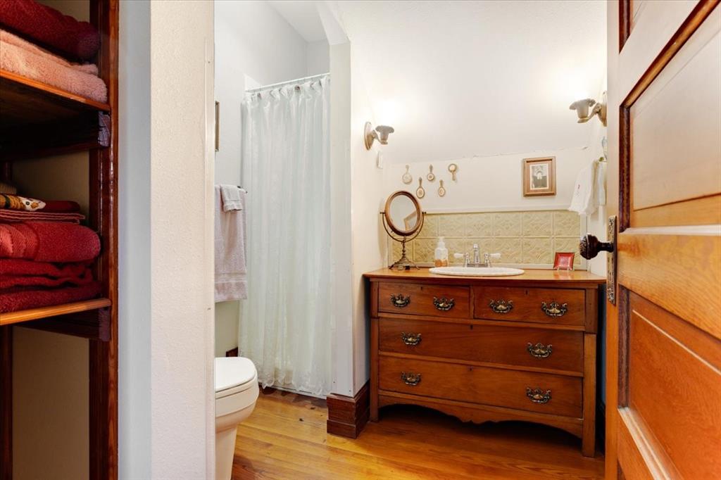 704 East Main Street Honey Grove, TX 75446 - Photo 20 of 40