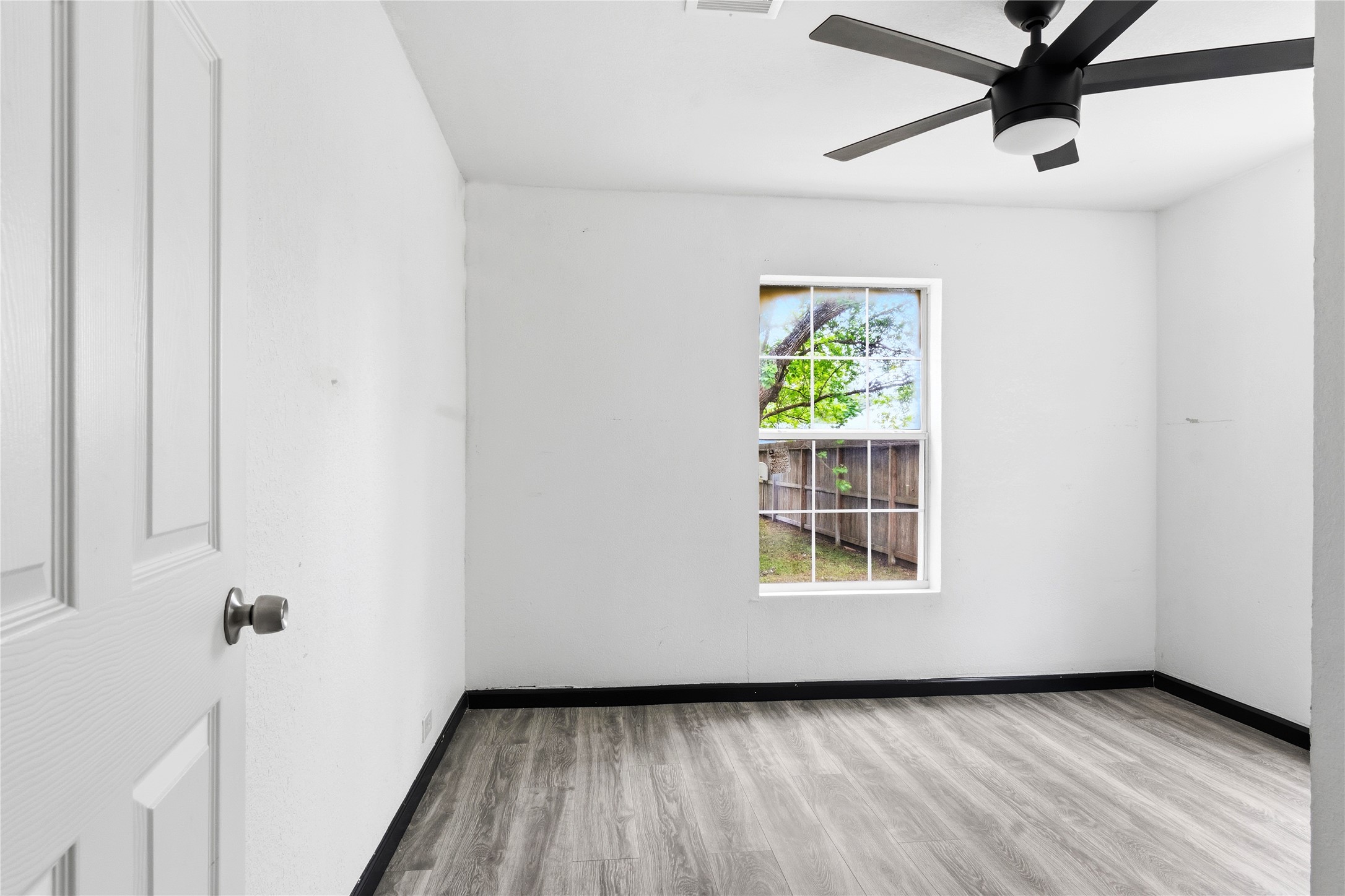 1903 Oleander La Marque, TX 77568 - Photo 13 of 20