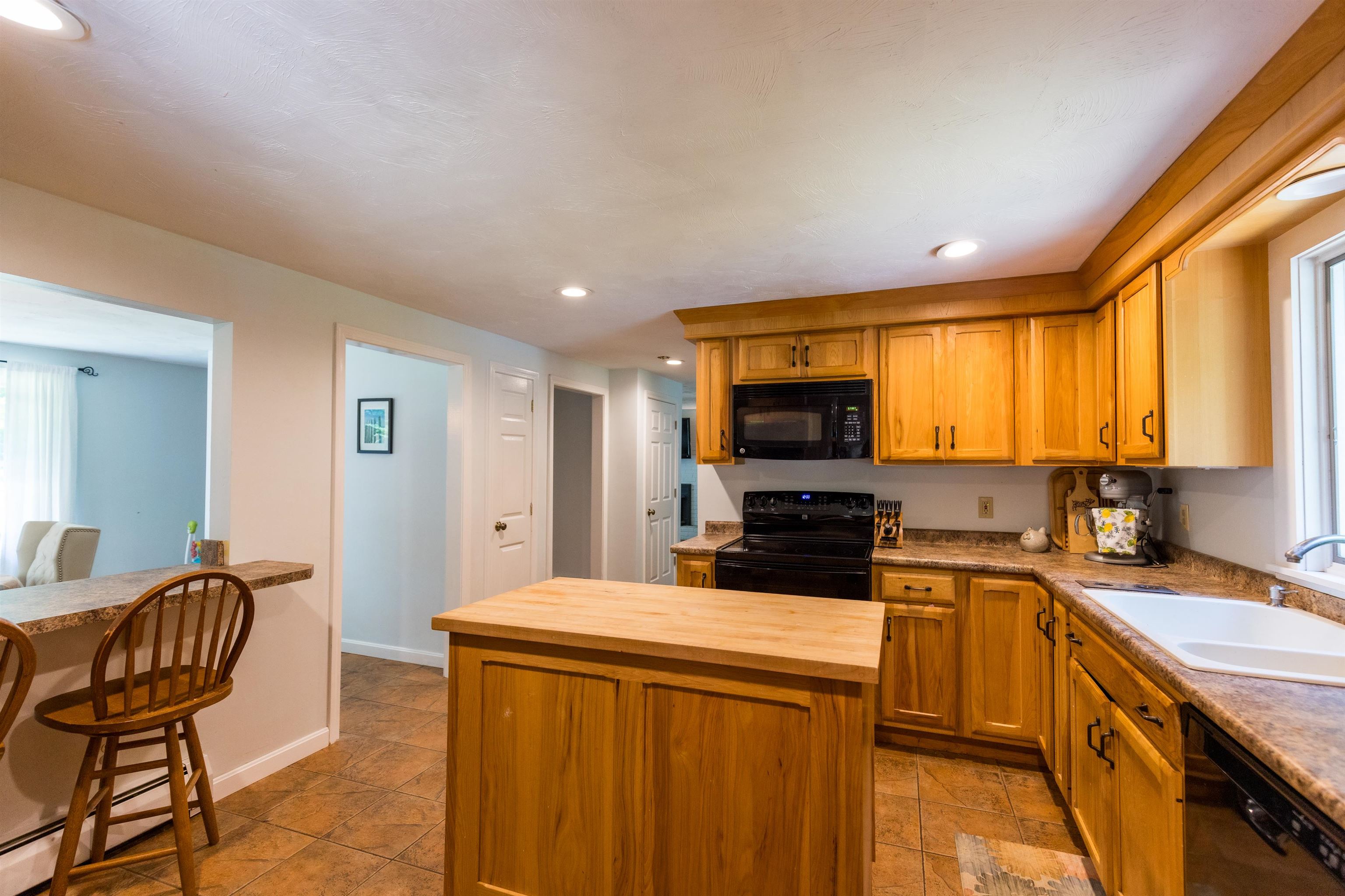 116 Deerhaven Road Weare, NH 03281 - Photo 17 of 20