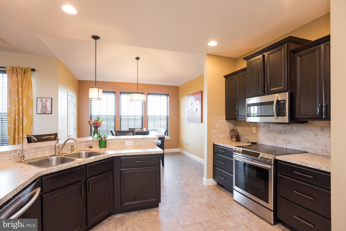 1295 Cambria Road Westminster, MD 21157 - Photo 13 of 30 Kitchen