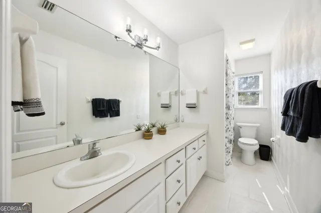 $495,000 | 502 Cardinal Circle East, St. Marys, GA 31558