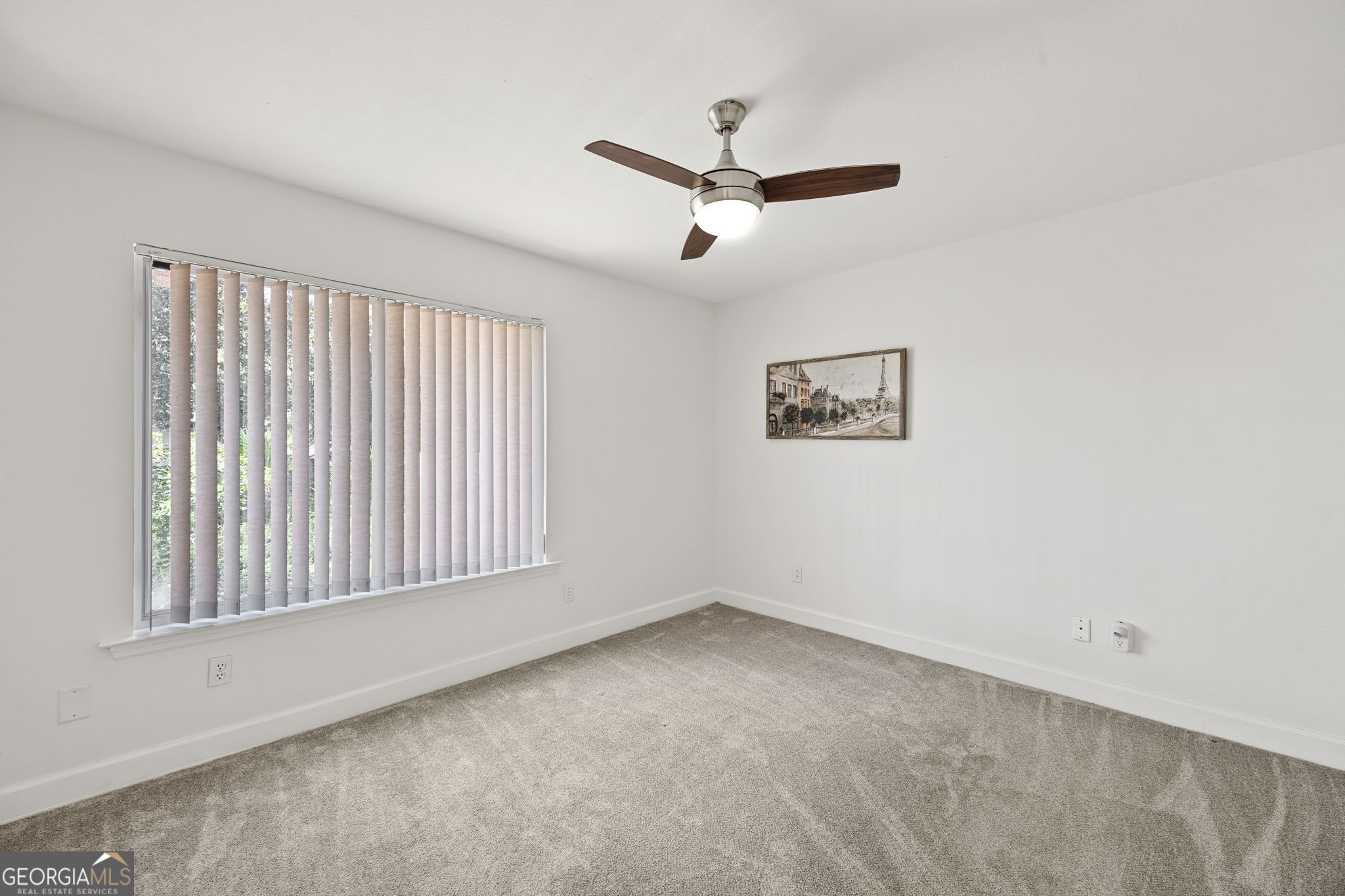 502 Cardinal Circle East St. Marys, GA 31558 - Photo 33 of 73 a view of an empty room with a window