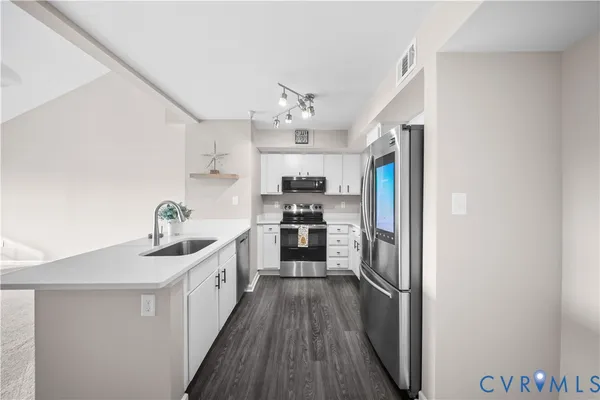 $215,000 | 620 Fern Meadow Loop, Unit 305, Midlothian, VA 23114