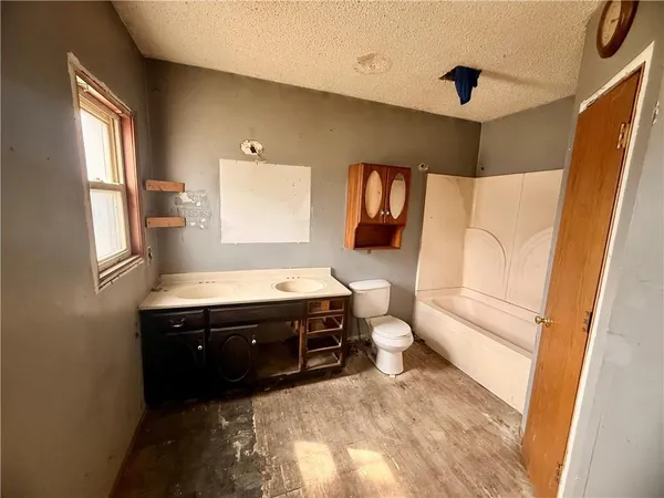 $30,400 | 19994 State Route, Cosby, MO 64436