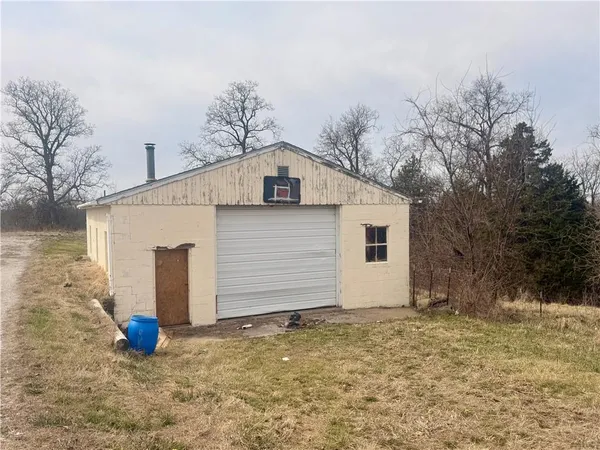 $30,400 | 19994 State Route, Cosby, MO 64436