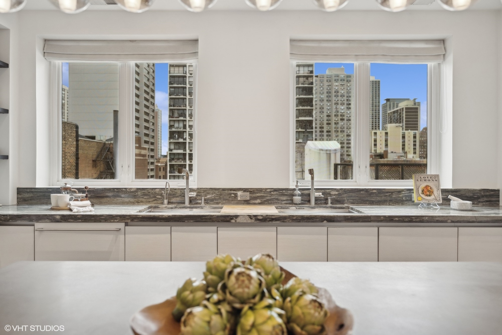 1340 North State Parkway, Unit 4N Chicago, IL 60610 - Photo 16 of 37