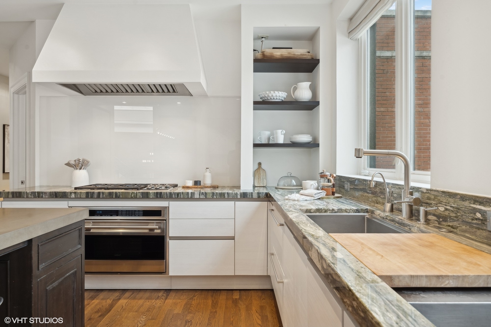 1340 North State Parkway, Unit 4N Chicago, IL 60610 - Photo 18 of 37