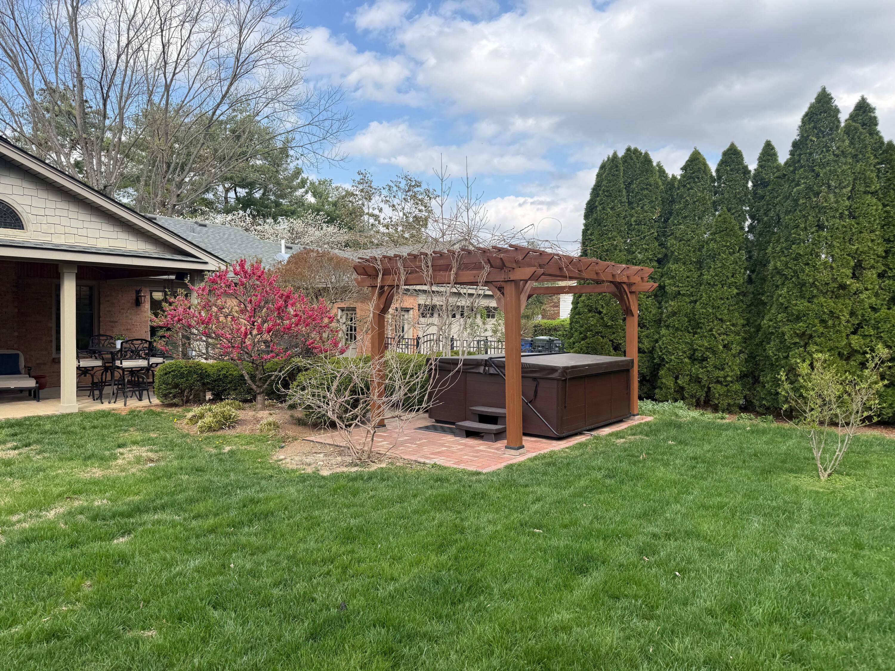 908 Turkey Foot Road Lexington, KY 40502 - Photo 2 of 4 IMG_0759