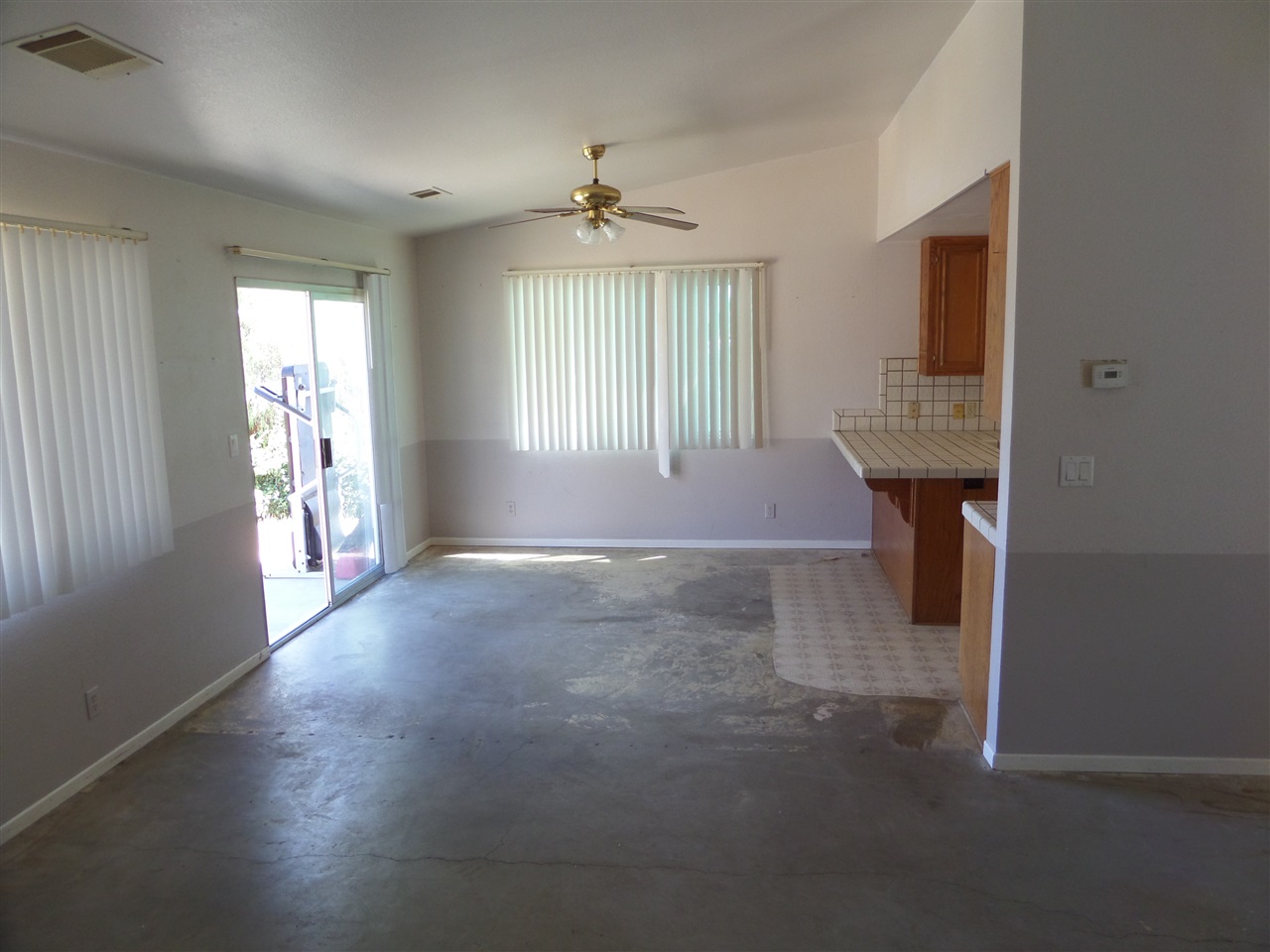 915 Vanita Street Fallbrook, CA 92028 - Photo 4 of 5