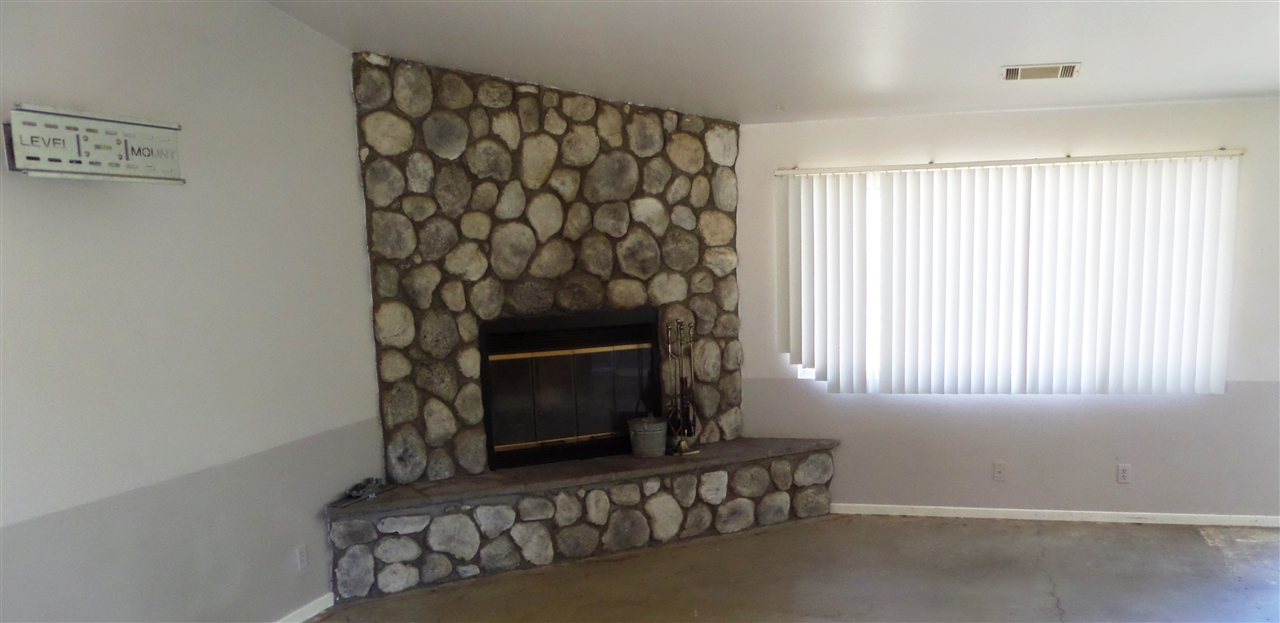 915 Vanita Street Fallbrook, CA 92028 - Photo 5 of 5