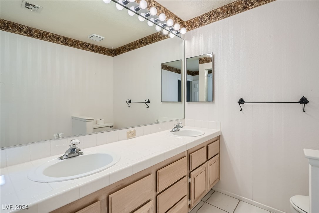 245 Borrego Drive Henderson, NV 89074 - Photo 11 of 20